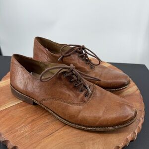 Frye Paige Tan brown Leather Oxford Lace Up Flats Sz 9 74425